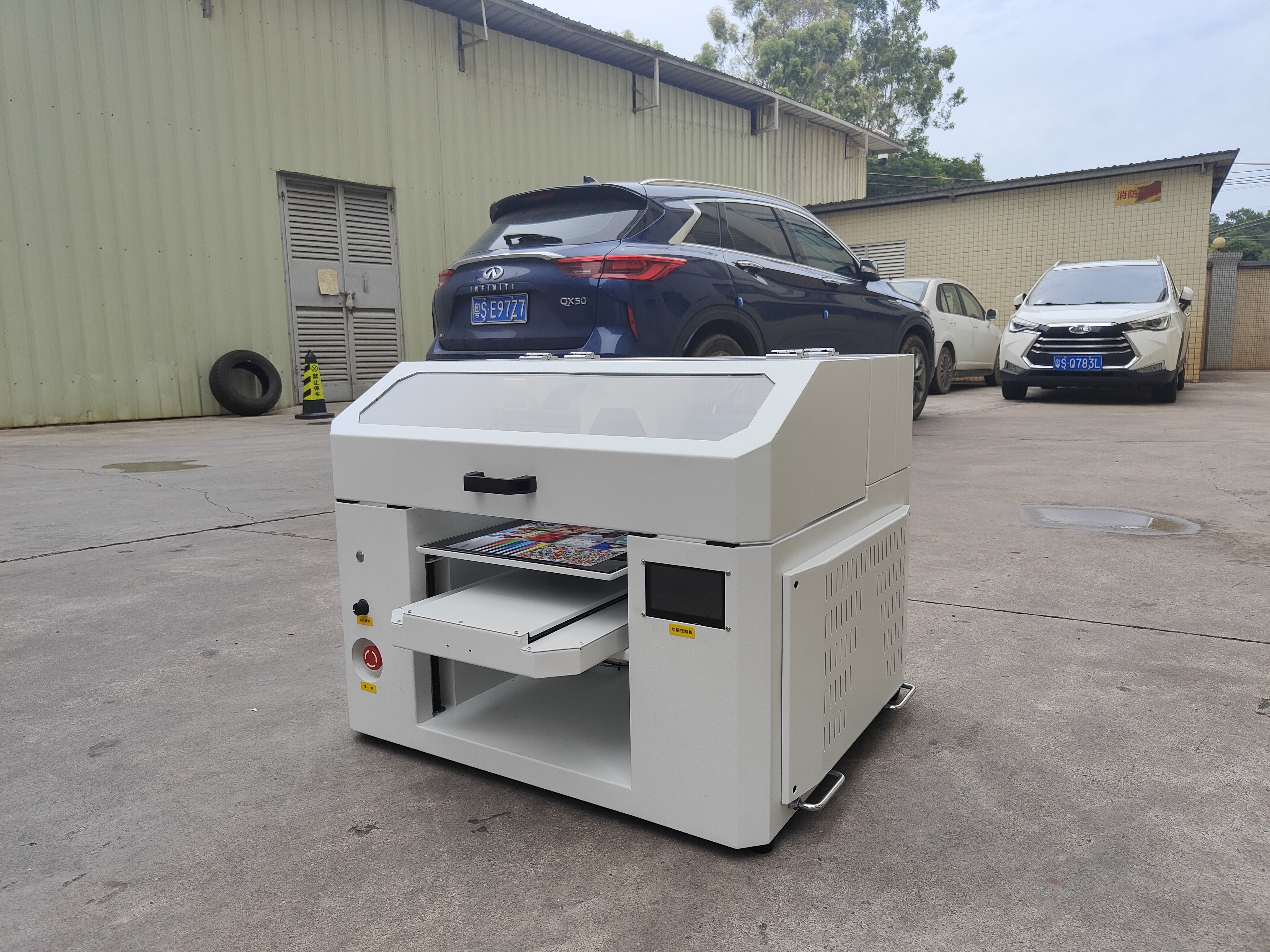 Commercial UV 3060 Flatbed Cyl - مراجعة Hybrid Commercial Printing وسعره